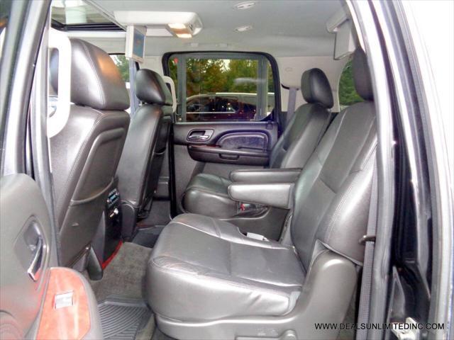 used 2013 Cadillac Escalade ESV car, priced at $14,888