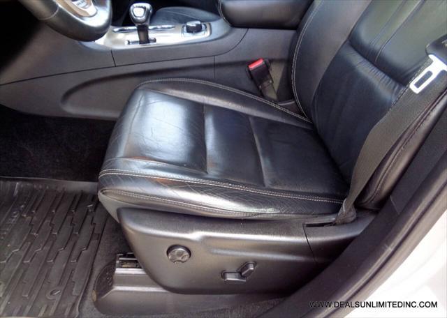 used 2014 Jeep Grand Cherokee car, priced at $13,888