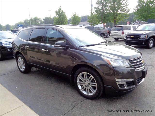 used 2015 Chevrolet Traverse car, priced at $12,995