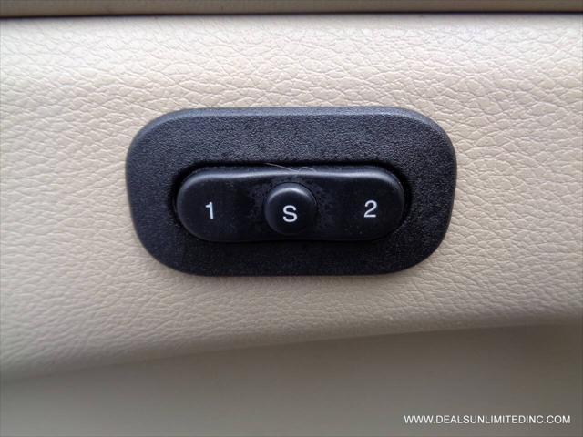 used 2015 Jeep Grand Cherokee car, priced at $14,988