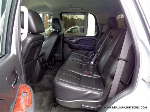 used 2013 GMC Yukon car, priced at $14,995