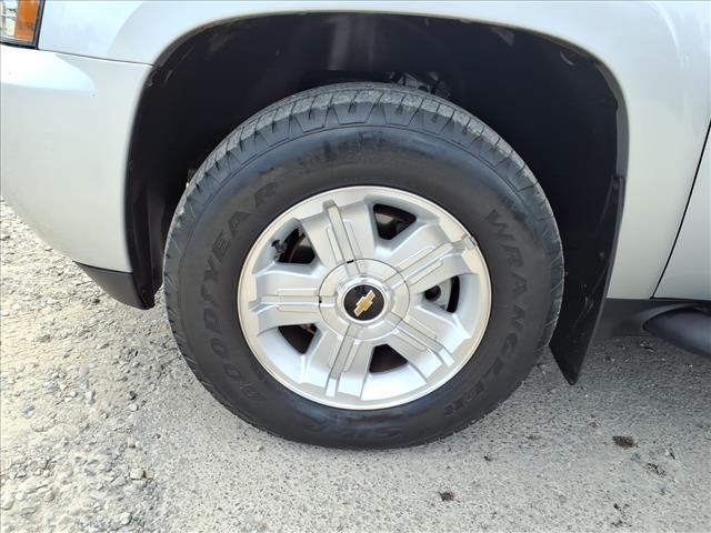 used 2013 Chevrolet Avalanche car, priced at $19,999
