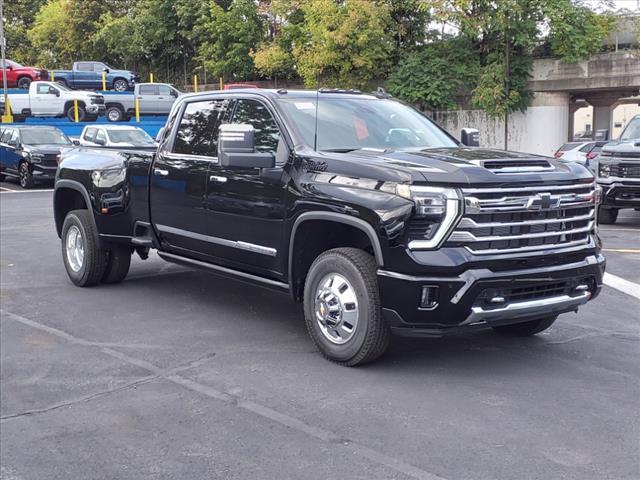 new 2025 Chevrolet Silverado 3500 car, priced at $91,540