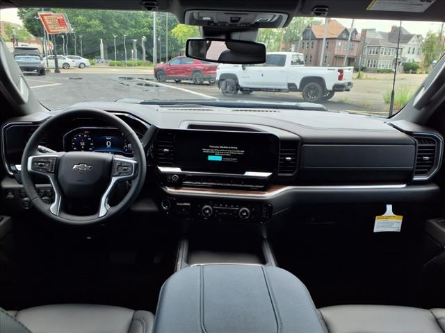 new 2025 Chevrolet Silverado 3500 car, priced at $67,612