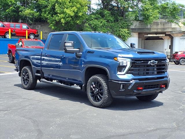 new 2025 Chevrolet Silverado 3500 car, priced at $67,612