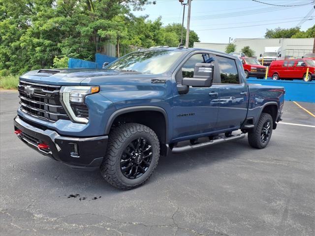 new 2025 Chevrolet Silverado 3500 car, priced at $67,612