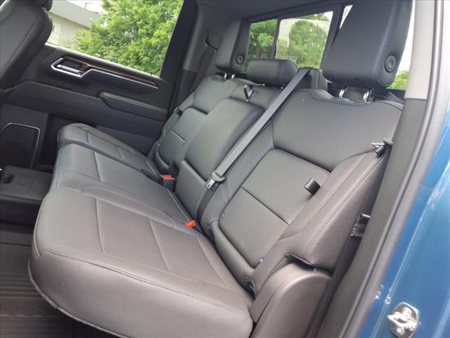 new 2025 Chevrolet Silverado 3500 car, priced at $67,612