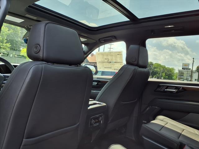 new 2025 Chevrolet Suburban car, priced at $86,547