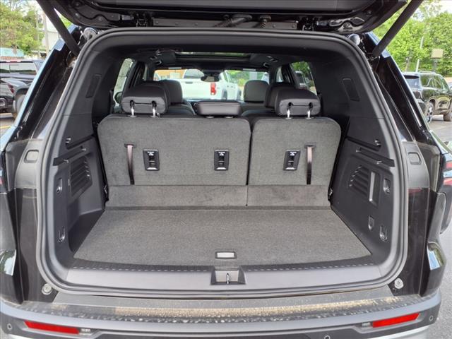 new 2025 Chevrolet Traverse car, priced at $49,615
