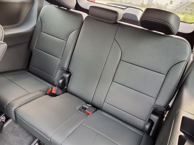 new 2025 Chevrolet Traverse car, priced at $49,615