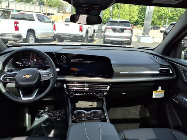 new 2025 Chevrolet Traverse car, priced at $49,615