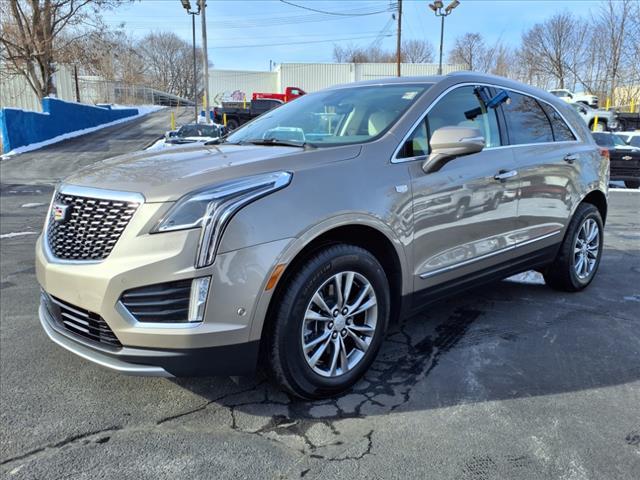 used 2022 Cadillac XT5 car, priced at $34,999