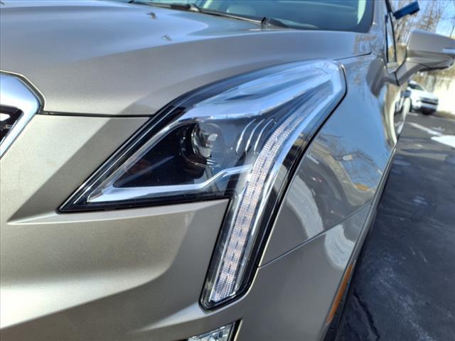 used 2022 Cadillac XT5 car, priced at $34,999