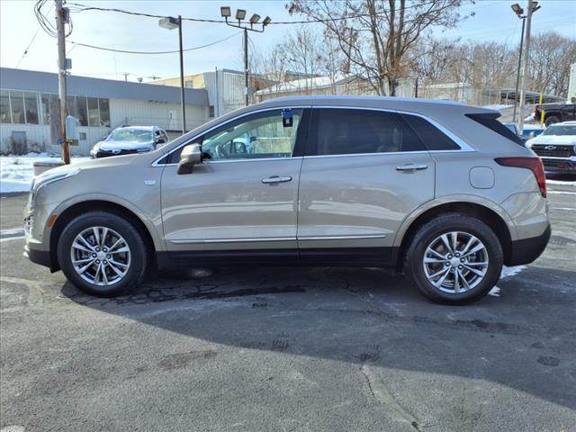 used 2022 Cadillac XT5 car, priced at $34,999