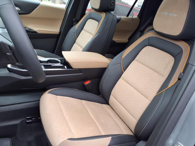 new 2025 Chevrolet Equinox car, priced at $39,875