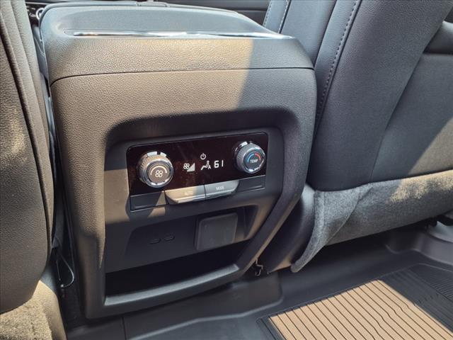 new 2026 Chevrolet Traverse car, priced at $49,585