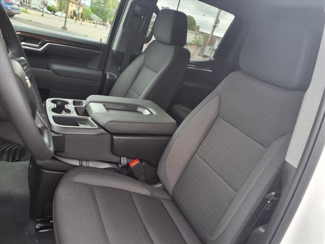 new 2025 Chevrolet Silverado 1500 car, priced at $55,995