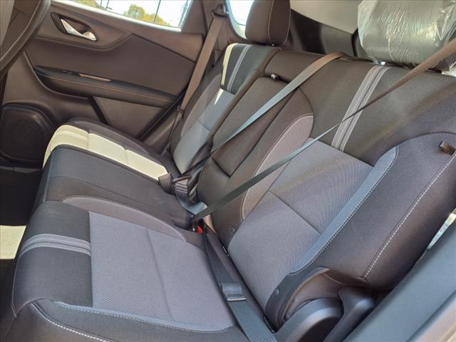 new 2025 Chevrolet Blazer car, priced at $39,319