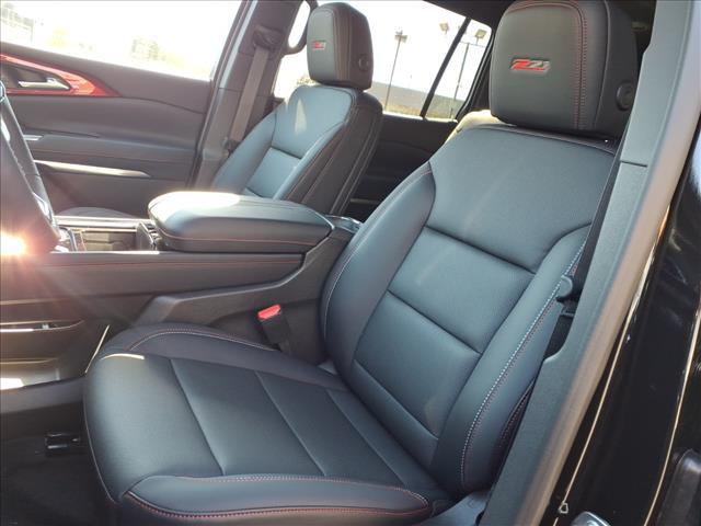 new 2026 Chevrolet Traverse car, priced at $55,380