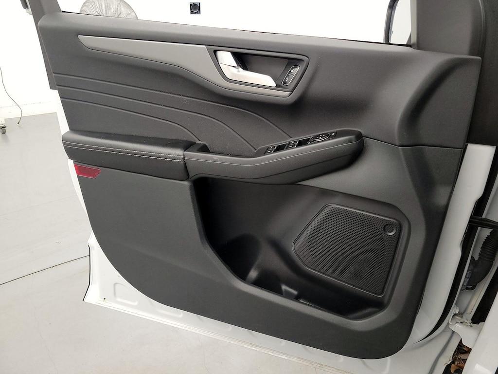 used 2023 Ford Escape PHEV car, priced at $27,998