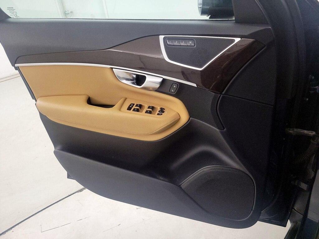 used 2018 Volvo XC90 car, priced at $22,998