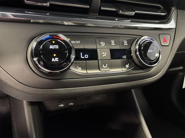 new 2025 Buick Envista car, priced at $27,220