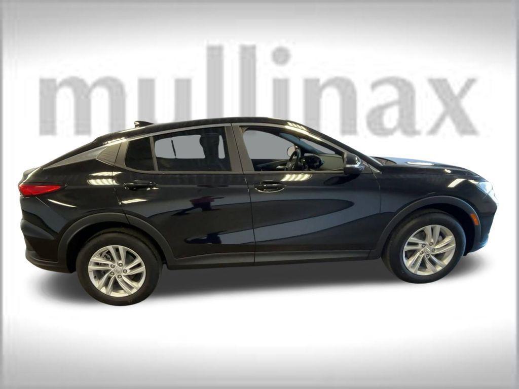new 2025 Buick Envista car, priced at $24,770