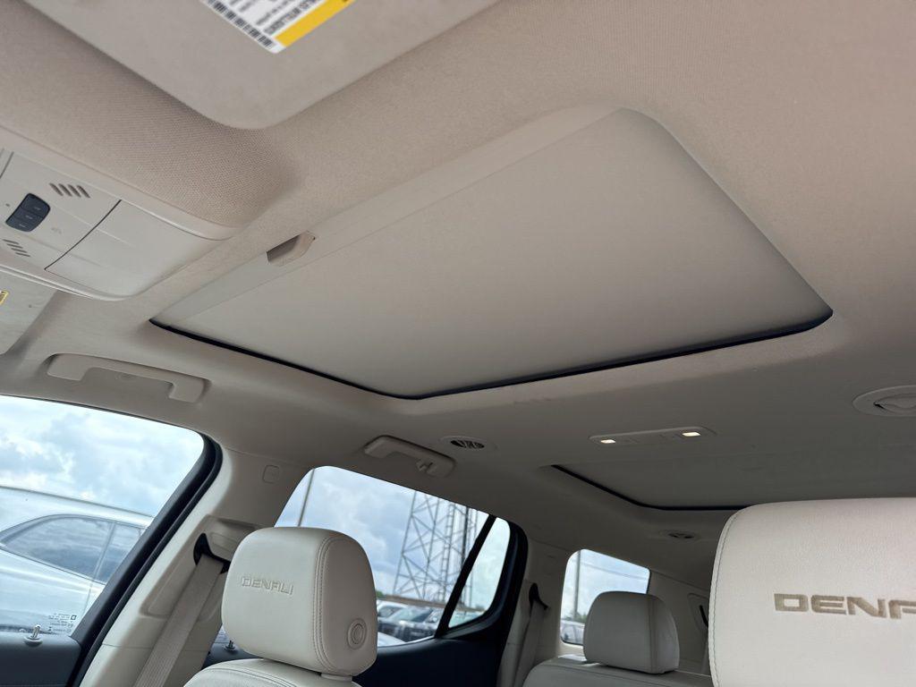 used 2023 GMC Acadia car, priced at $38,500