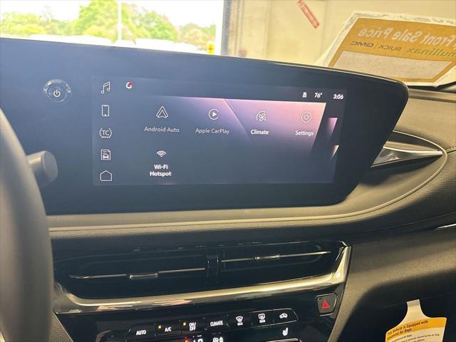 new 2025 Buick Envista car, priced at $30,875