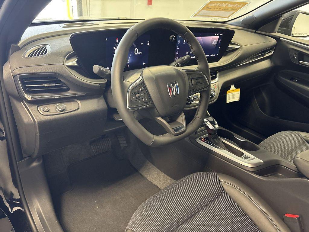 new 2025 Buick Envista car, priced at $25,970