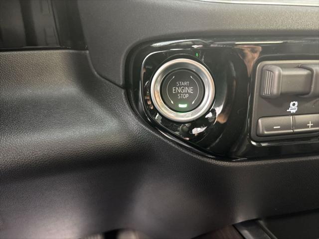 new 2025 GMC Sierra 1500 car, priced at $55,235