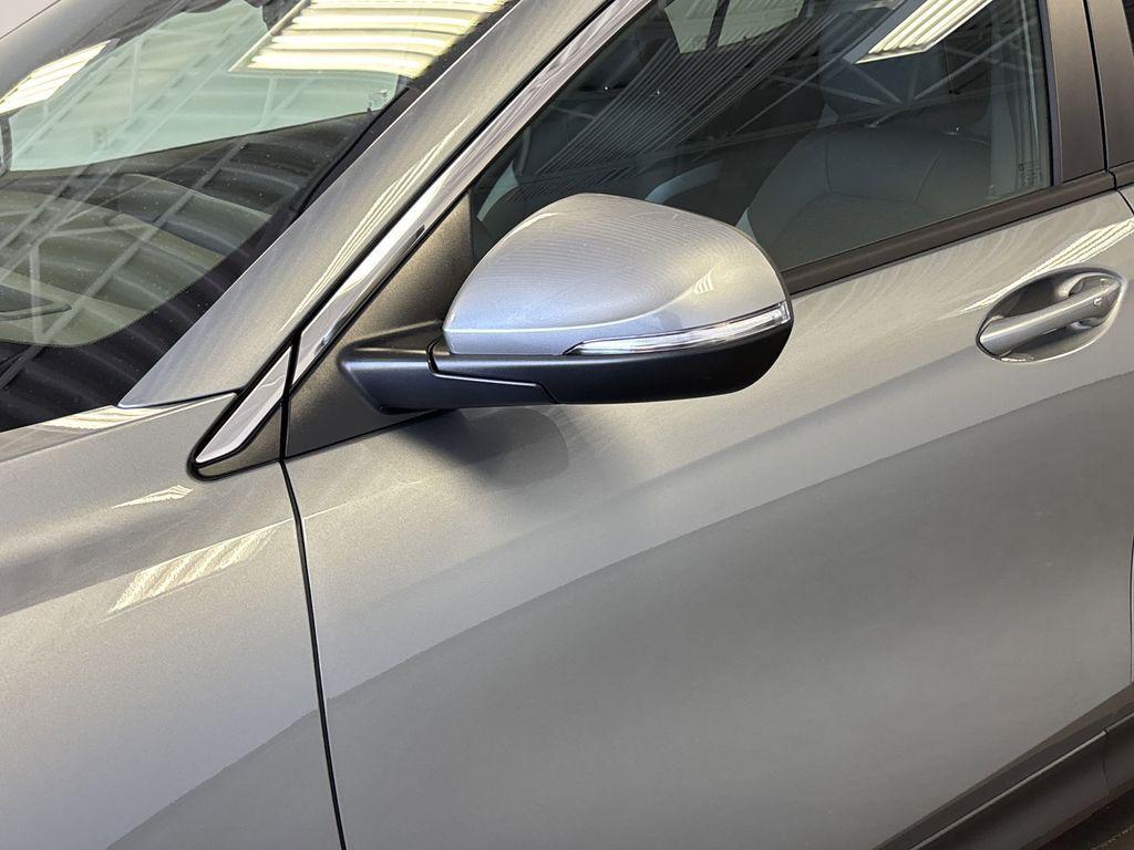 new 2025 Buick Envista car, priced at $26,565