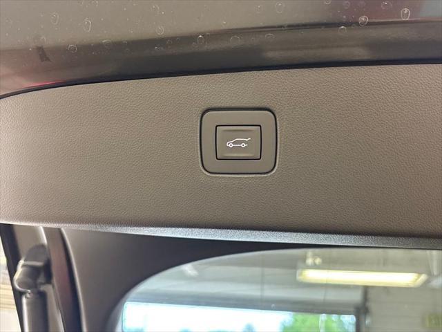 new 2025 Buick Envista car, priced at $29,755