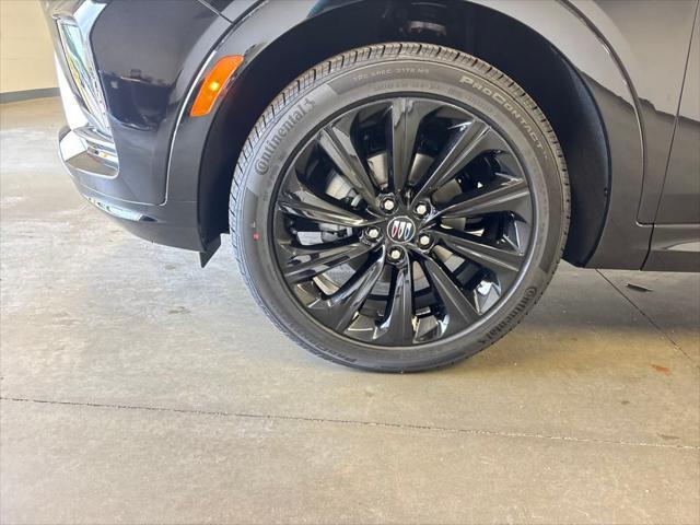 new 2025 Buick Envista car, priced at $29,755