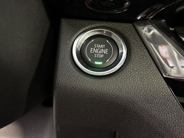 new 2025 Buick Envista car, priced at $30,875