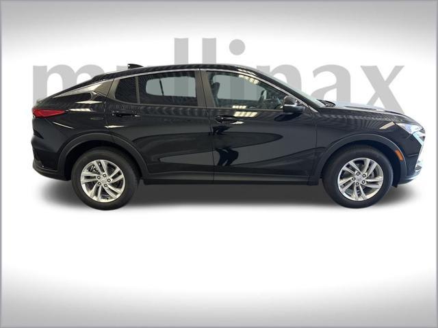 new 2025 Buick Envista car, priced at $27,665
