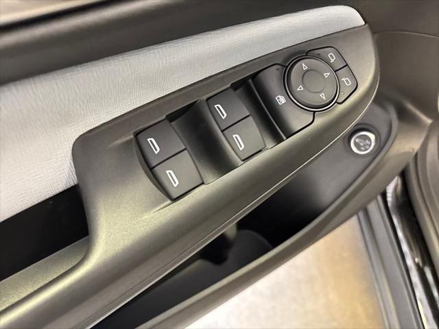 new 2025 Buick Envista car, priced at $27,665