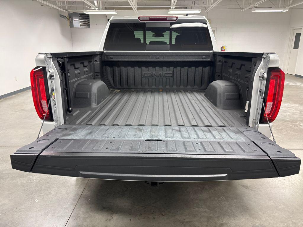 used 2022 GMC Sierra 1500 car, priced at $41,900