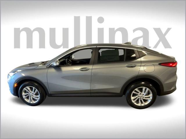 new 2025 Buick Envista car, priced at $26,170