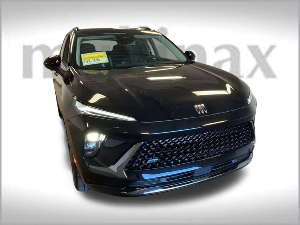 new 2025 Buick Envision car, priced at $35,924