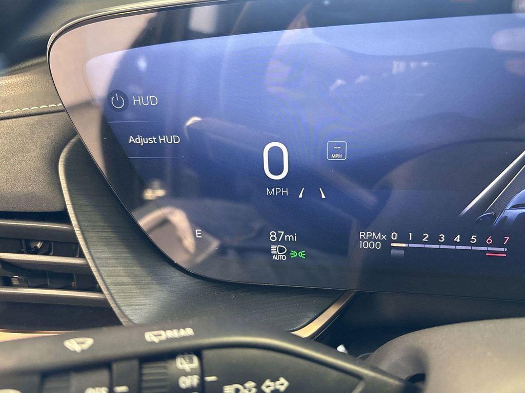 new 2025 Buick Envision car, priced at $35,924