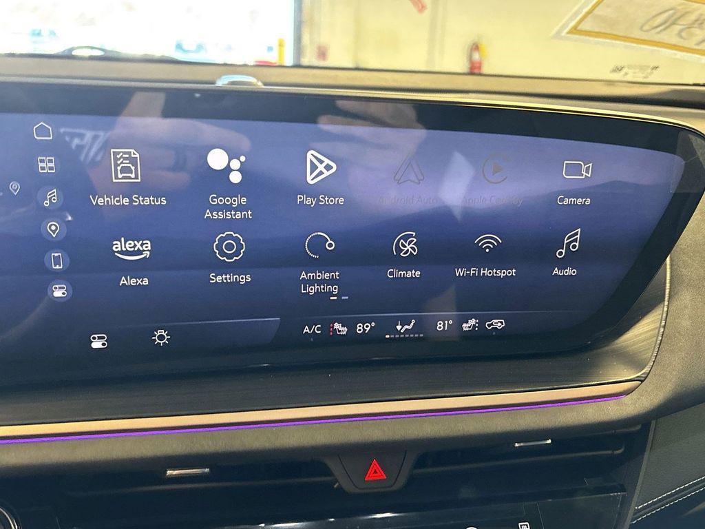 new 2025 Buick Envision car, priced at $35,924