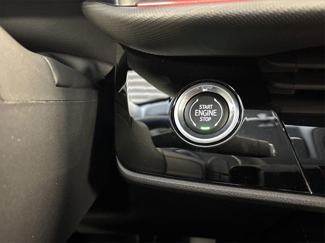 new 2025 Buick Envision car, priced at $35,845