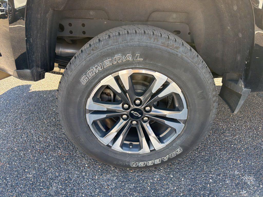 used 2022 Chevrolet Colorado car, priced at $25,500