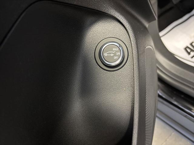 new 2025 Buick Envista car, priced at $27,665