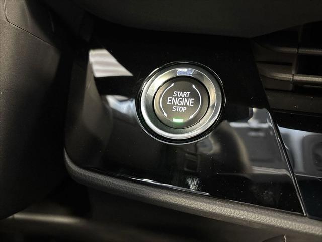 new 2025 Buick Envision car, priced at $40,645
