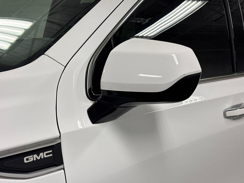 used 2024 GMC Yukon car, priced at $55,500