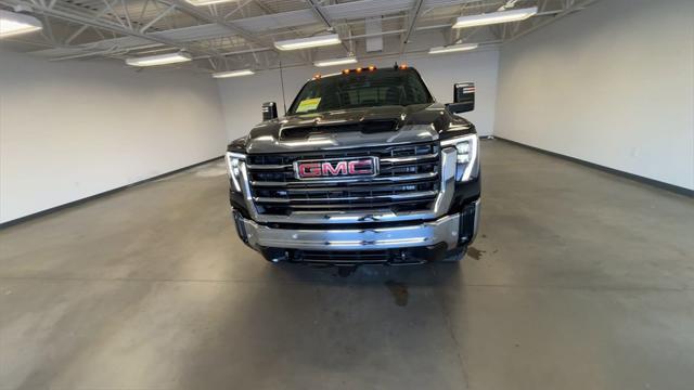 new 2025 GMC Sierra 2500 car, priced at $77,800