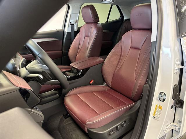 new 2025 Buick Envision car, priced at $40,195