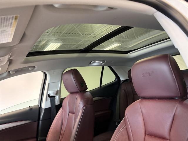 new 2025 Buick Envision car, priced at $40,195